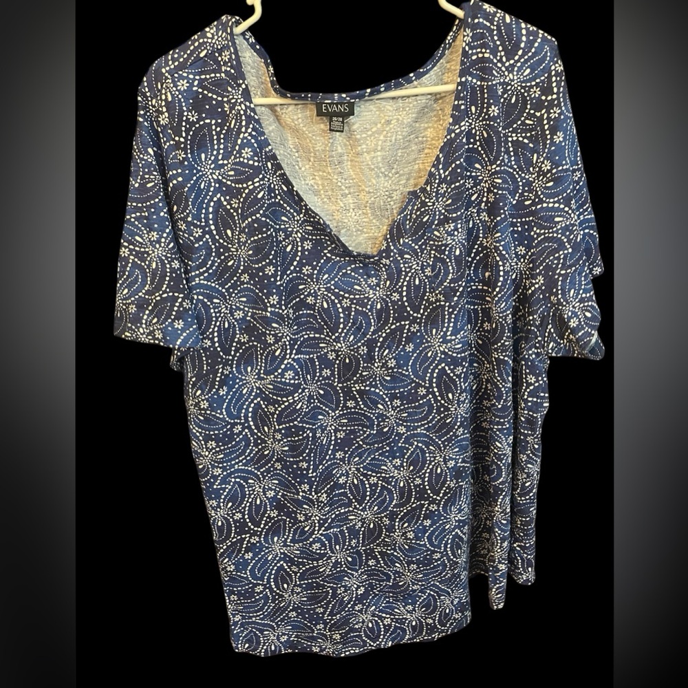 Evans Top NWOT - Size 26/28